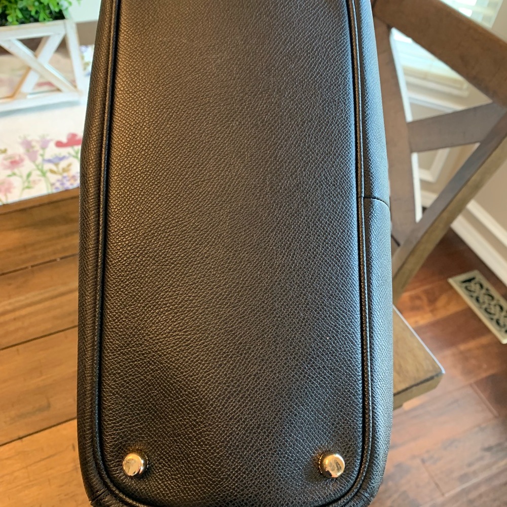 Black coach dome purse - 100% authentic - Picture 5 of 5